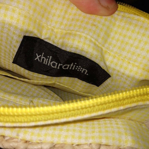 Xharation Straw Corn Husk Pineapple Purse Yellow - Picture 8 of 8